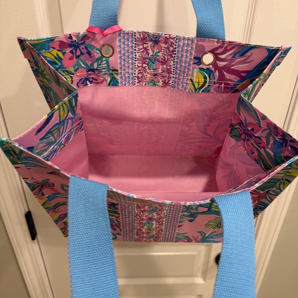 NWT Lilly Pulitzer Market Shopper in Mermaid in the Shade Purple Reusable Bag - Picture 9 of 9